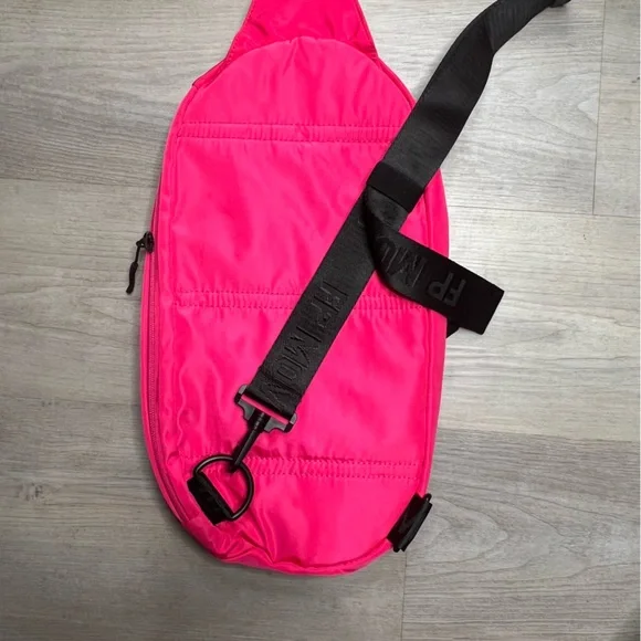 FP movement Dribble Pocket Sling Bag, Spicy Pink NWOT - Picture 8 of 11